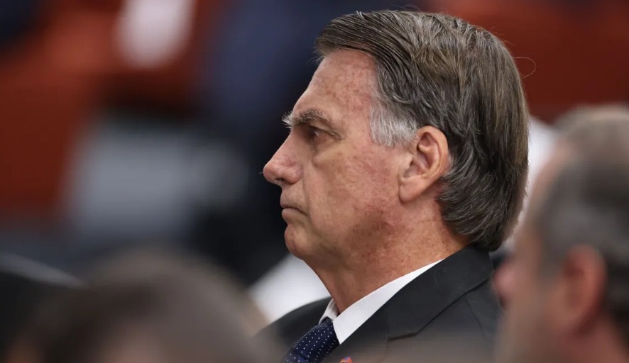 STF tem maioria para condenar Bolsonaro e demais 7 réus por plano de golpe