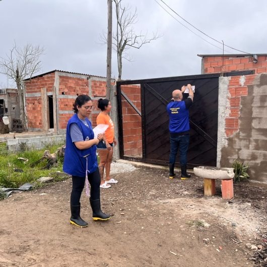 Caraguatatuba inicia ação de cadastramento de famílias no Perequê-Mirim para serviços, programas e benefícios da Assistência Social
