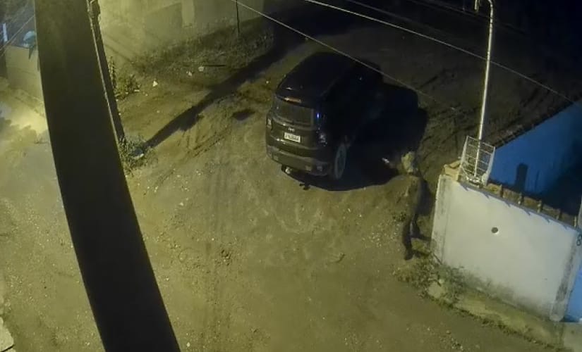Carro de responsável por página de denúncias é alvo de três tiros em Ubatuba; “Querem me calar”, afirma proprietário