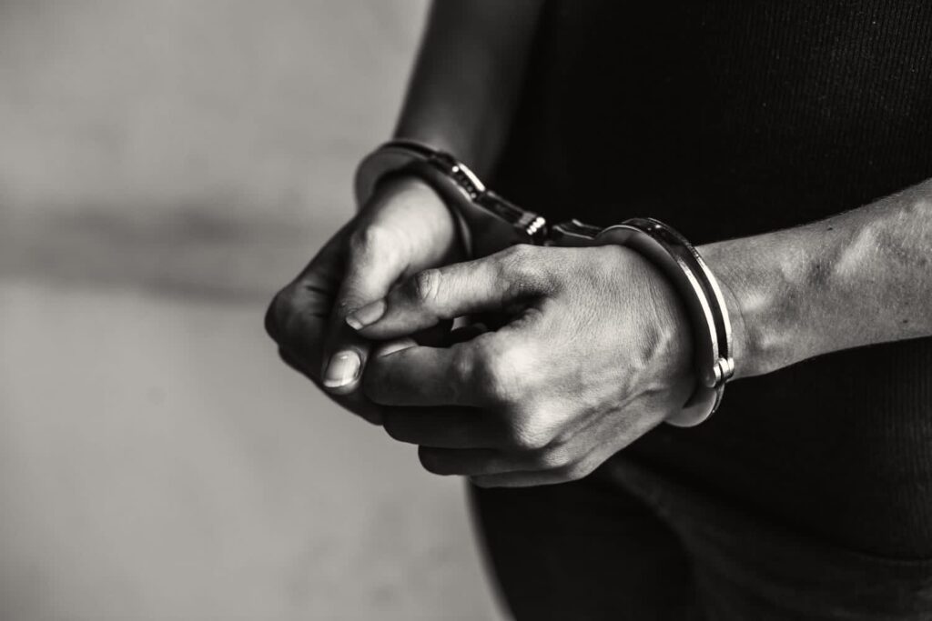 Homem procurado pela Justiça é preso em São Sebastião após ser identificado por reconhecimento facial em UPA